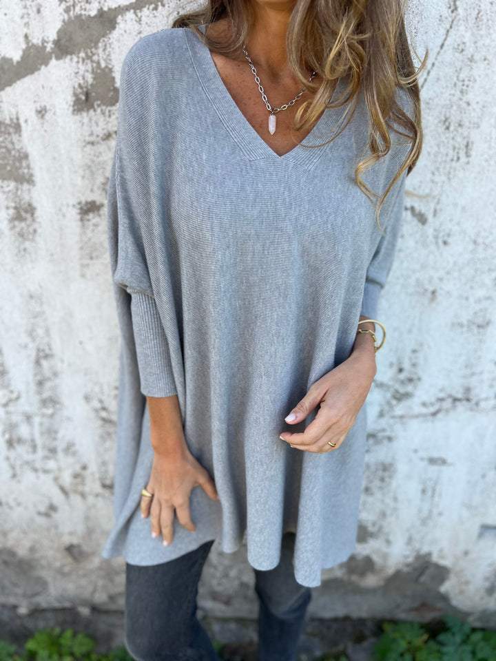 Cherry - Oversized V-Neck Knit Pullover