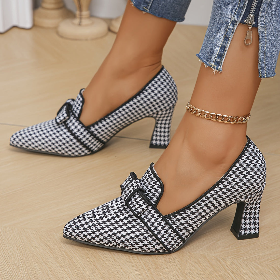 Estelle – Houndstooth Block Heel Loafers