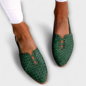 Zyra | Chic and Cozy Sandals