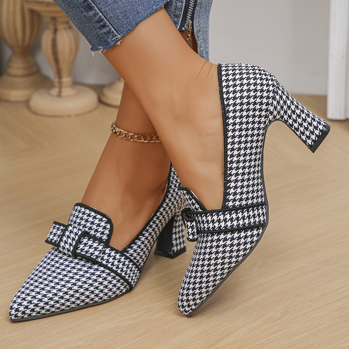 Estelle – Houndstooth Block Heel Loafers
