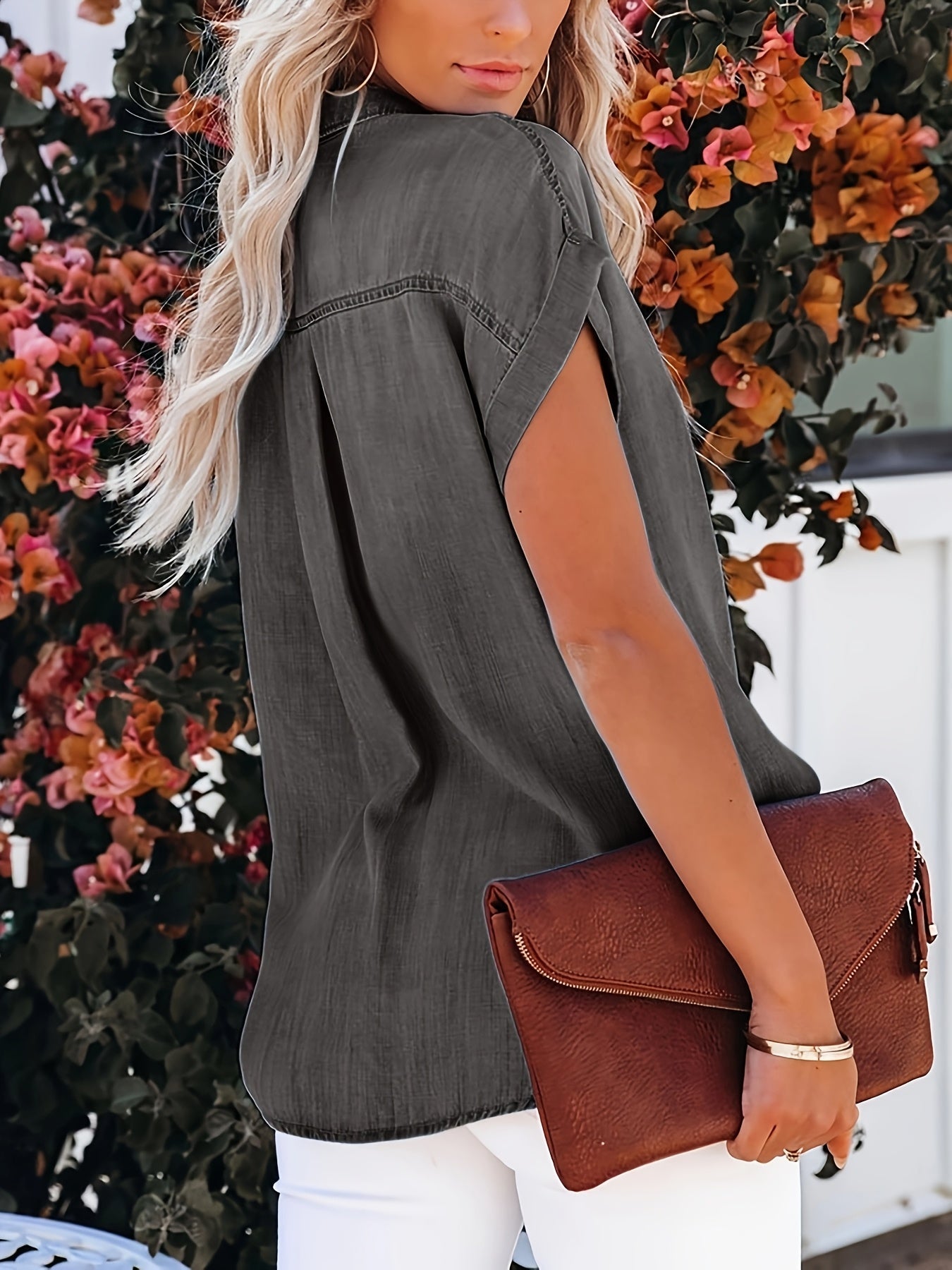 Riley – Soft Roll-Sleeve Button Shirt