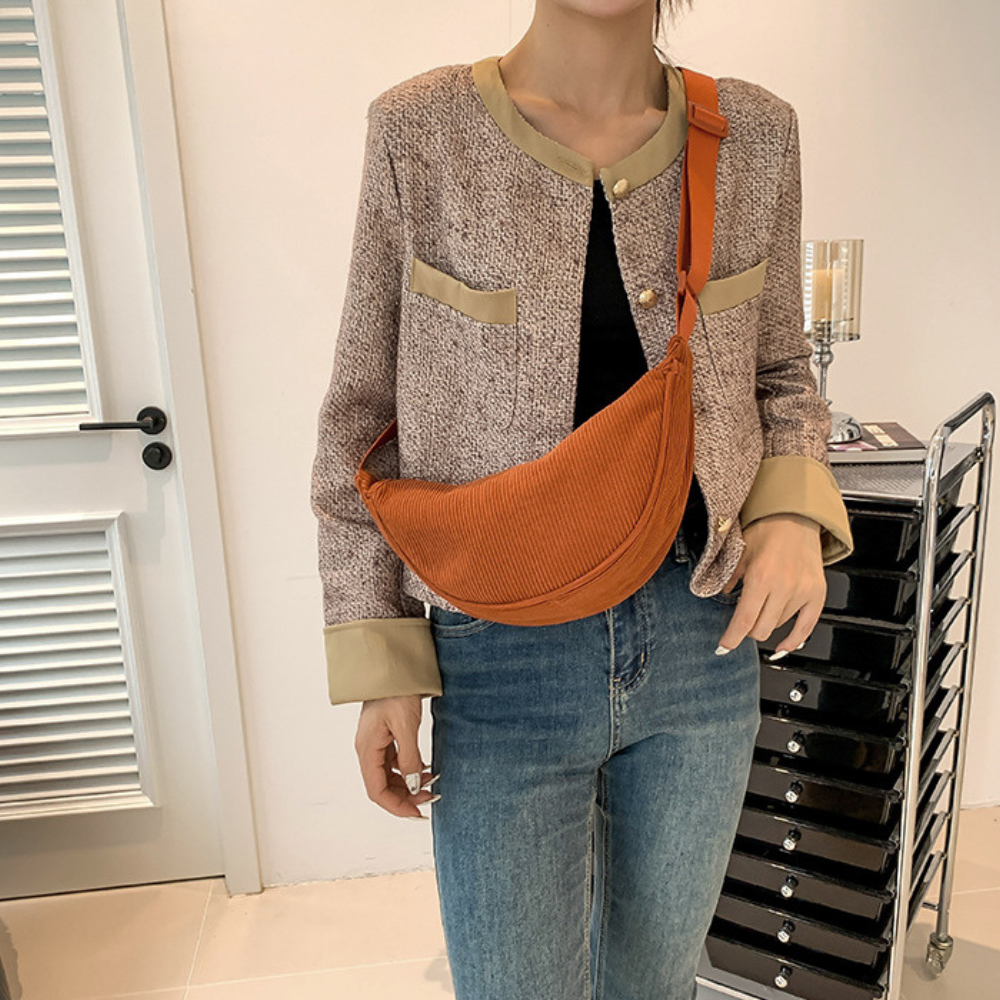 Mirea | Crossbody Belt Bag