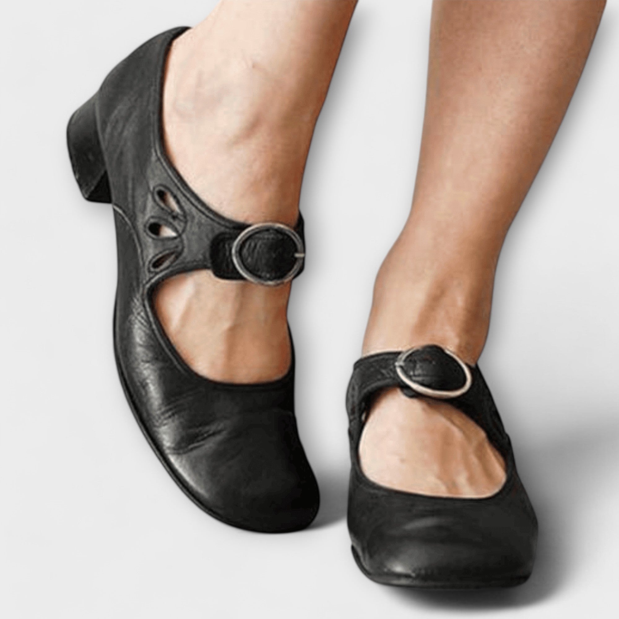 Paulina | Distinctive and Cozy Leather Sandal
