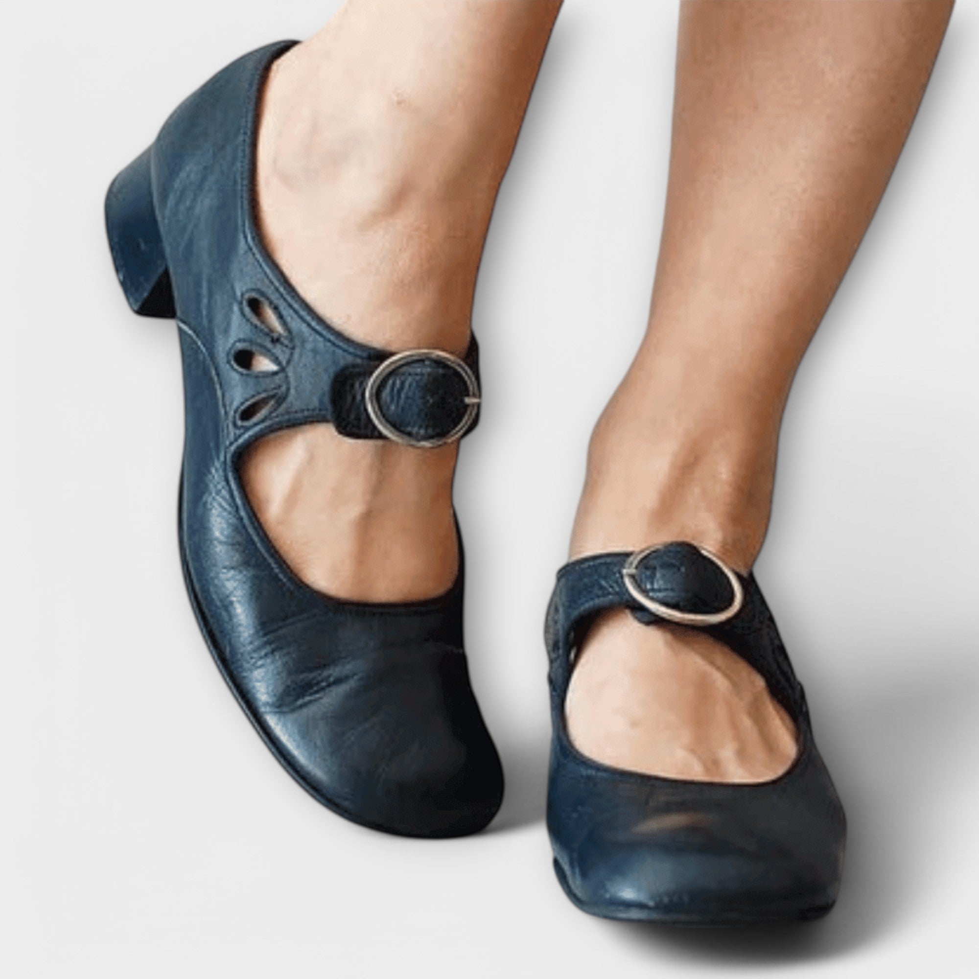 Paulina | Distinctive and Cozy Leather Sandal